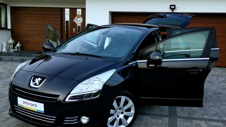 Peugeot 5008 cena 26500 przebieg: 205000, rok produkcji 2011 z Mogielnica małe 742